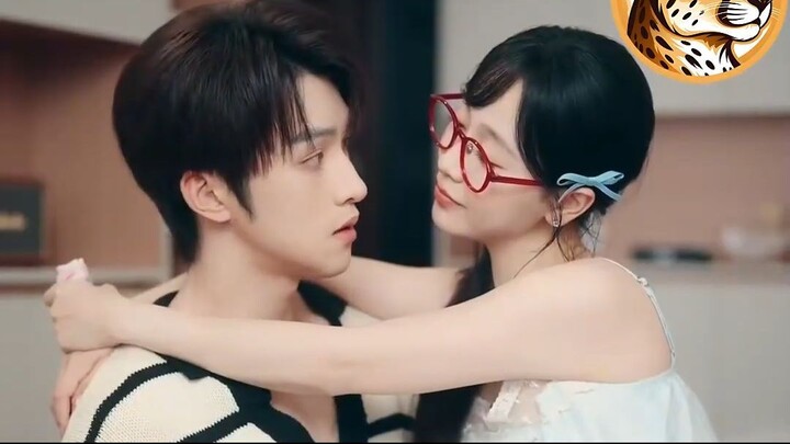 HOẮC TỔNG, PHU NHÂN CÒN BIẾT DIỄN HƠN CẢ ANH