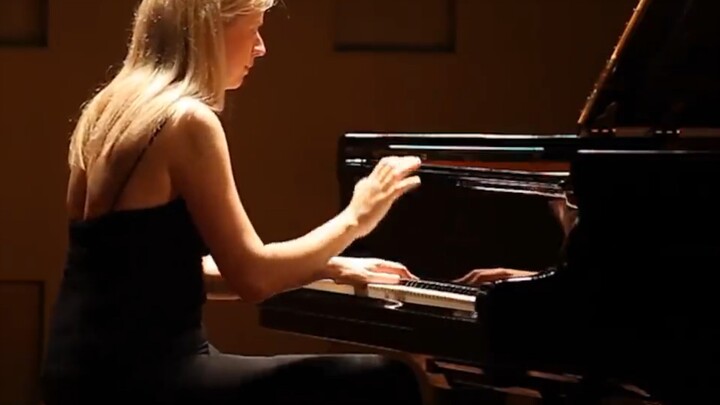 Liszt's "Hungarian Rhapsody No. 2," Sister Wa's most powerful live performance!
