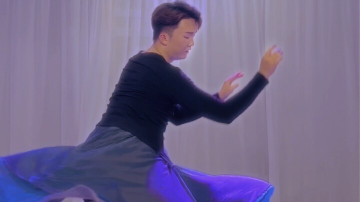 绝美的一只古典舞！寻常歌翻跳！