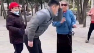 谁还没有一套丝滑小连招呢