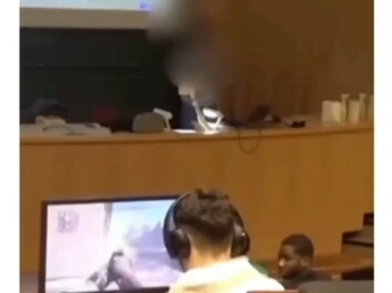 การใส่หูฟังมีประโยชน์อะไร?