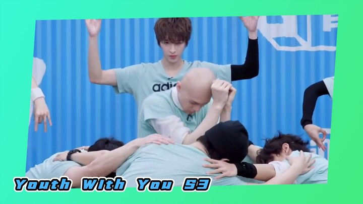 Clip: LISA Shows Great Interest In Liu Jun's Choreography | Youth With You S3