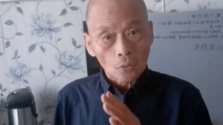 Minke TV: Menggulingkan Einstein