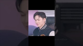 DK: Seungkwan is interested in Vernon✨#seventeen #dk #seungkwan#vernon#verkwan #scoups #kpop #mingyu