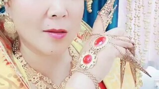 So với Yueke, em bé cưng lớn hơn nhiều!! (Bổ sung hồ sơ)