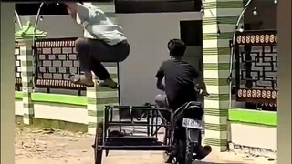 Kita beralih ke warga Konoha😂