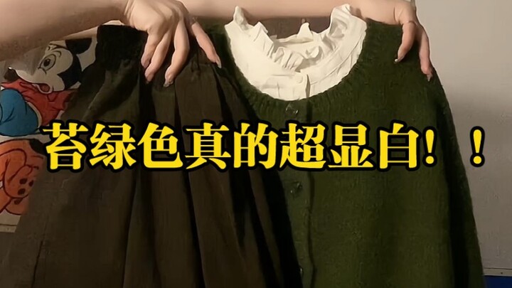 Set đồ chuẩn nghệ sĩ chỉ nhìn là mê! Màu xanh rêu cực tôn da trắng!