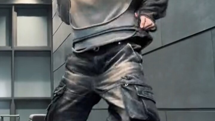 It really shows off your figure, cha～🐯 Focus➕I just wanna love you like I do🤍 with Vernon🐻‍❄️