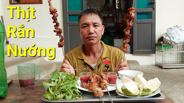 (Rắn Nướng Món Ngon Đại Bổ)Bẫy Được Rằn Hổ Mang Khủng Vê Nướng Rất Thơm Ngon | Biển Nguyễn ngọc.