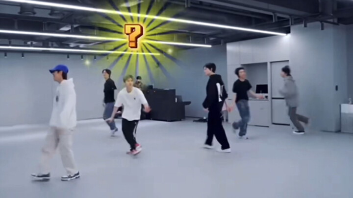 练习室里为什么突然进来一群大象。。（地租氧烧酒系列