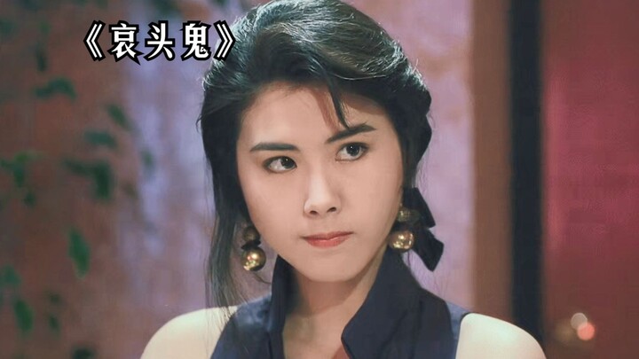 死鬼隐身坐在马桶上，不料一个女孩直接坐了下去！