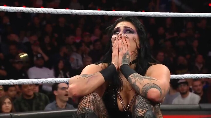 LUCHA COMPLETA_ Liv Morgan vs. Rhea Ripley _ Campeonato Mundial Femenino_ Raw en