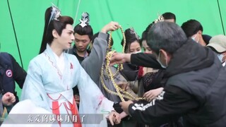 罗老师又牵鹿鹿的手诶“亲爱的妹妹拜拜了”,桑酒入魔的花絮【长月烬明‖白鹿VS】