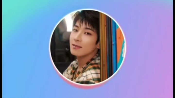 【Minwoo】Waduh.. Jung Yeonwoo lagi live sambil bantuin Kim Minkyu olesin lotion, terus aku bilang sua