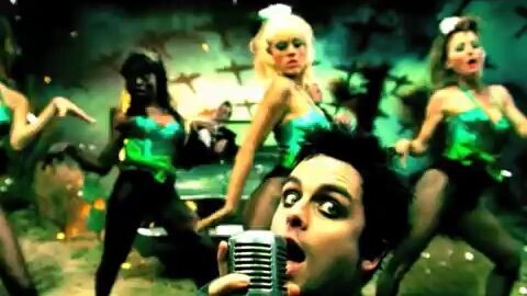 here's something from Green day nakalimutan ko title pero maganda to panahon ng emo days 🤘👌