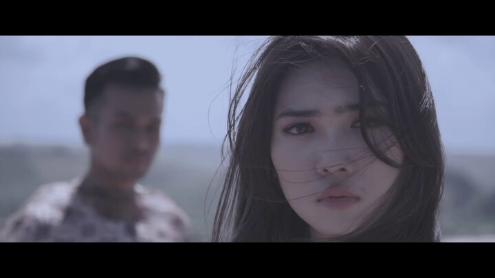 Risau - Melly Goeslaw (Raisa - Isyana - Maudy MV Version)