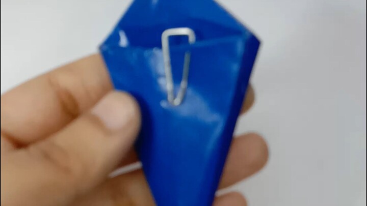 The Tree That Paints Autumn 🍁