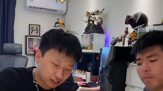 寝室五子棋比拼，室友耍赖连连，看我这么治！