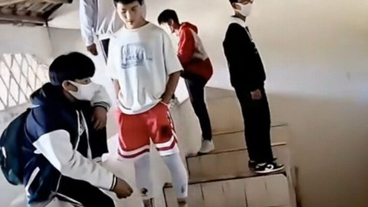 Bạn trai khí chất đã đến rồi～vui lòng nhận nhé