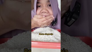 DYMA |ASMR RAW RICE EATING |Makan Beras | asmrrawriceeating| #asmrsounds  #asmr #shorts #mukbang