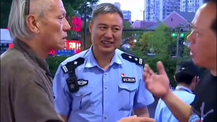 Seni berbicara, langsung menghemat puluhan ribu. Sangat lucu