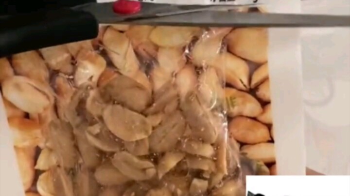 Deceptive merchants seem numerous, but in reality there are very few~