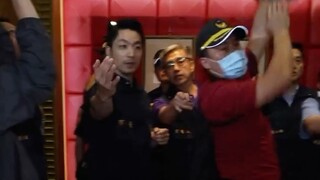 Chiang Wan-an raids Taipei KTV