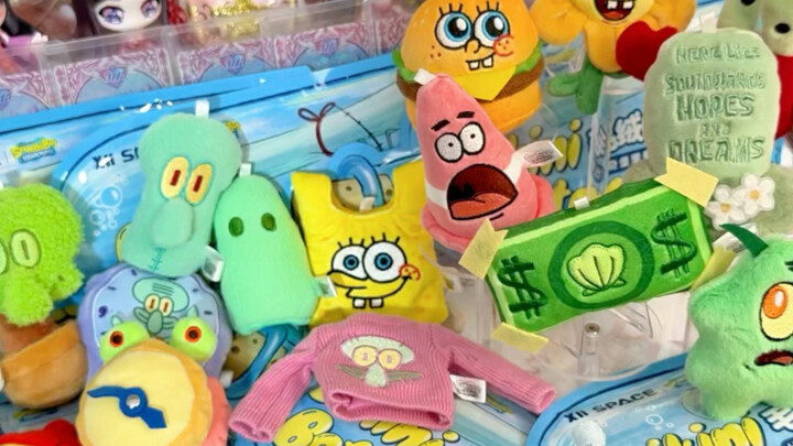 Woke up in the middle of the night and saw this X11 SpongeBob SquarePants collaboration keychain—lau
