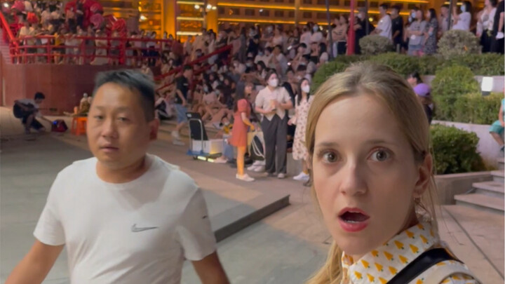 أجنبي: كثير من الناس يطلبون مني ألا أخرج في منتصف الليل، لكن في الصين عند الفجر أرى حياة مختلفة تمام