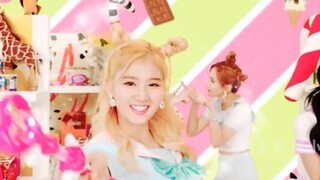 How popular is Sana's "shy shy shy"? Girls' Generation, Baekhyun and other artists are imitating it?