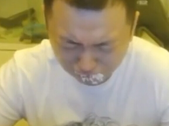 Những ngày chỉ ăn cơm trắng, tôi không bao giờ muốn quay lại nữa.