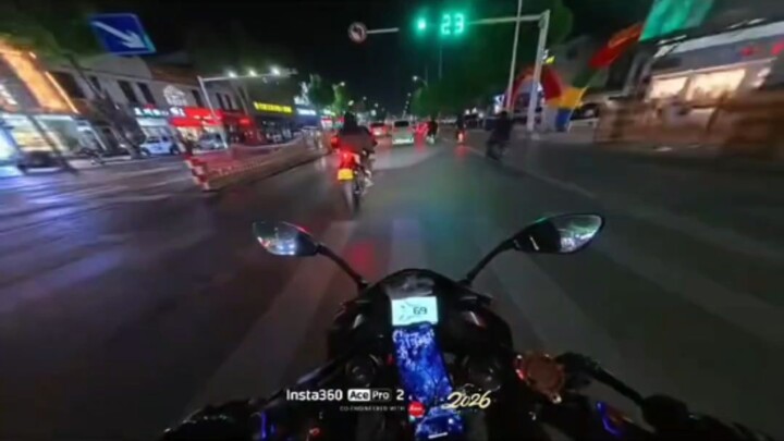 Ai ui, chết tiệt!