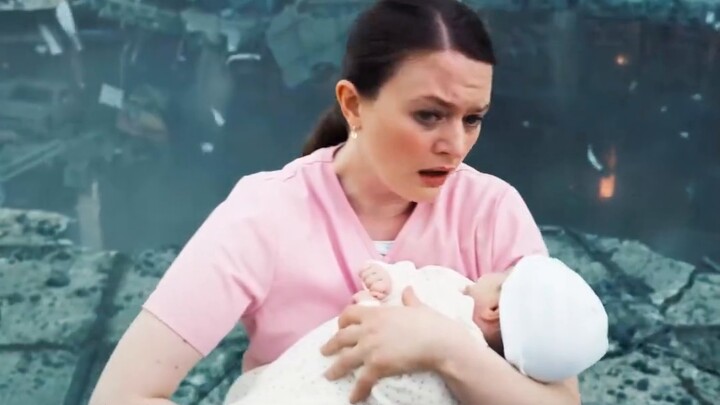 It only takes the time for the Flash to buy breakfast to save people in Gotham City.