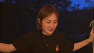 门：感谢老铁送来的一双鞋和一双袜子