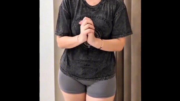 cantik bangat mbak sasa+logo tesla