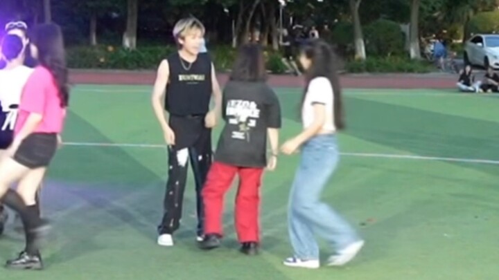 When bite me's random dance turns into a Shura field, the video contains too much information and it