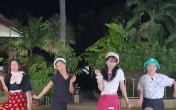 Bounce Earth Arcade | Every random dance segment is hilarious