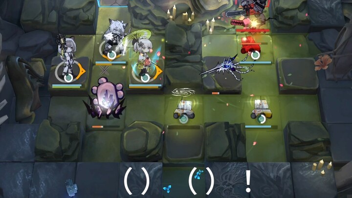 Xiyin plays Genshin Impact while fighting