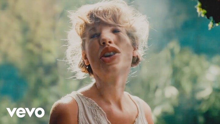 Taylor Swift - Cardigan But It's Off Key