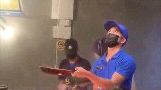 فكر واتما قليلاً، كيف يمكن لهذا الشيء أن ينساب ببطء إلى الأسفل؟