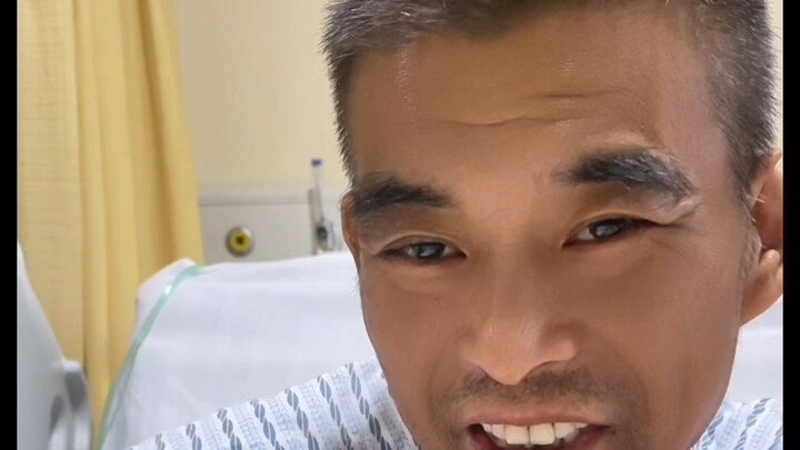 Wishing Xiaoshi you a happy discharge today! Take good care of yourself from now on—keep it up, Fu J