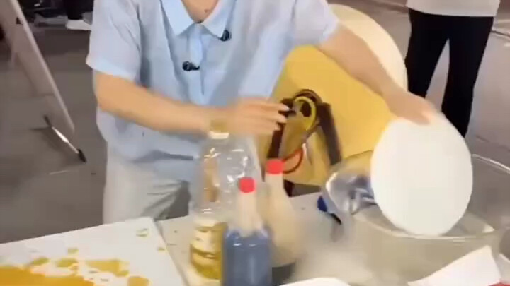 【บะหมี่ไก่งวงชีสหนึ่งถ้วย】ผลงานใหม่เปิดให้ชมแล้ว รีบมาดูกันเลย!