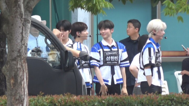 【ZB1 ฮ่าวปิน】230807 เทศกาลดนตรีอุลซาน การซ้อมรอขึ้นเวที + การซ้อมรอบสองจบลง ถ่ายสดแบบแนบชิด