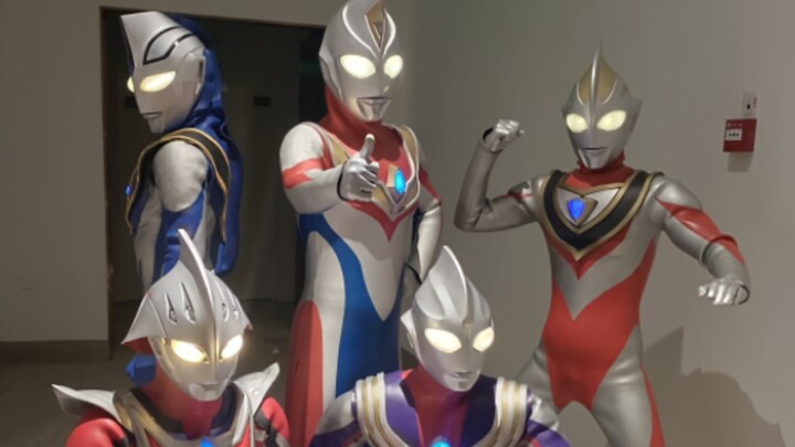 Ultraman Heisei Comic Exhibition