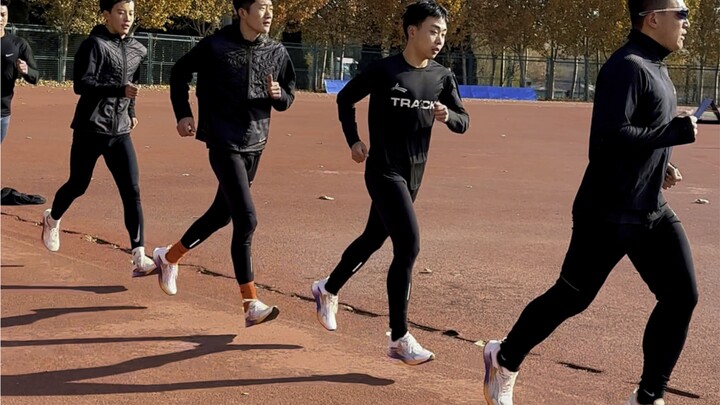 التدريب بالكربون الكامل للسباقات يمنحك حالة تدريب مختلفة تمامًا.