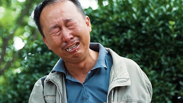 จริงมากเลย ตอนคนปกติรู้สึกจะร้องไห้ก็แทบกินอะไรไม่ได้ คอที่ติดขัดเพราะสะอื้นทำให้กลืนอาหารลำบาก!