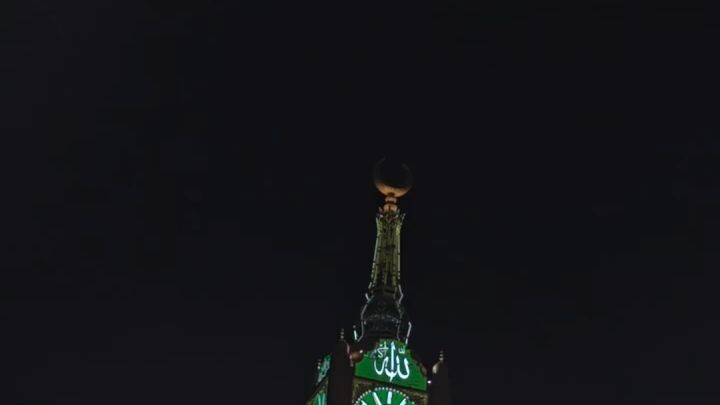 Makka Clock Tower Thunder