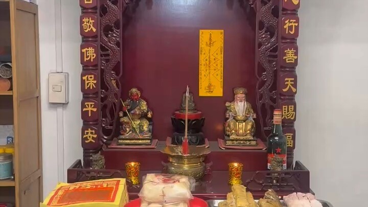 在这细碎的生活里，一个能看懂你辛苦的人  胜过一群能懂你笑的人❤️