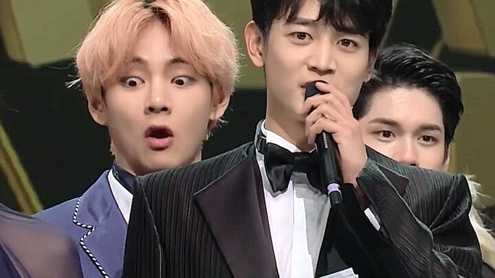 [Hong Ji-soo×Kim Taehyung] ปฏิสัมพันธ์สิ้นปีระหว่างเพื่อนทั้ง 95 คนน่ารักมาก!