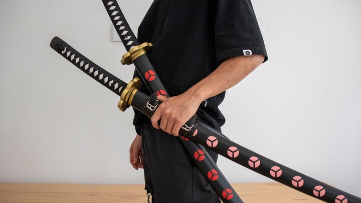 Simple restoration of Roronoa Zoro's former black sword life